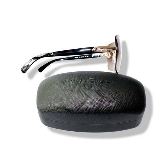 ? Salvatore Ferragamo Women\'s Fashion Sunglasses main image 6